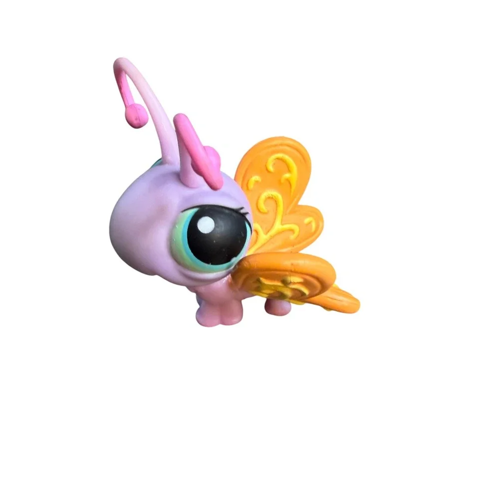 Hasbro Littlest Pet Shop #2437 Purple Butterfly Orange Wings‎ Teal Eyes LPS Toy